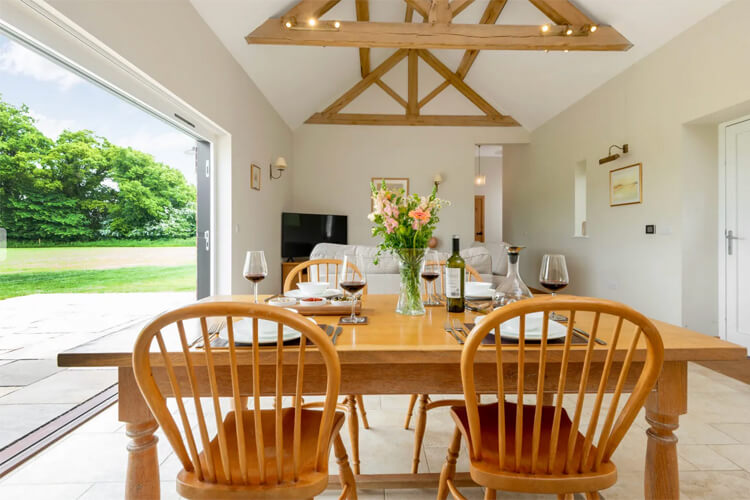 Barrow Hill Barns - Image 3 - UK Tourism Online