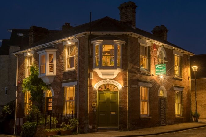 Britannia House Thumbnail | Lymington - Hampshire | UK Tourism Online