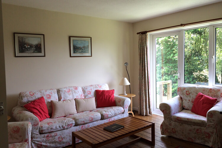 Brockenhurst Park Holiday Cottages - Image 3 - UK Tourism Online