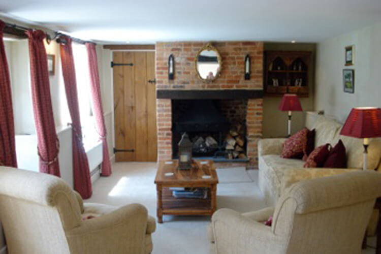 Colindale Cottage Bed & Breakfast - Image 2 - UK Tourism Online