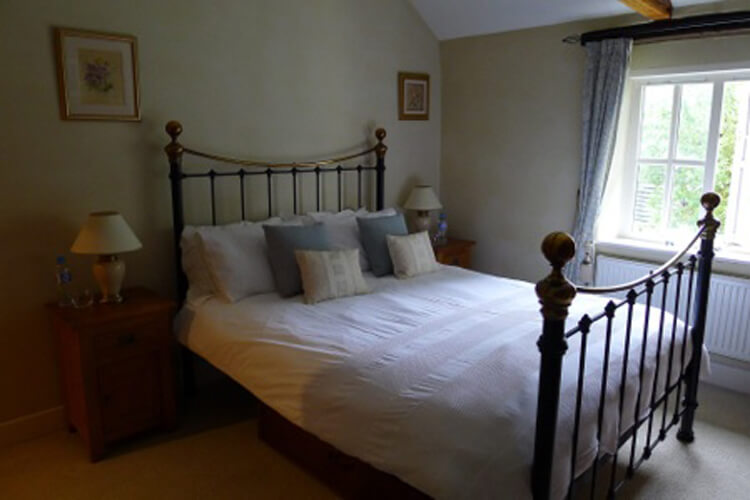 Colindale Cottage Bed & Breakfast - Image 4 - UK Tourism Online