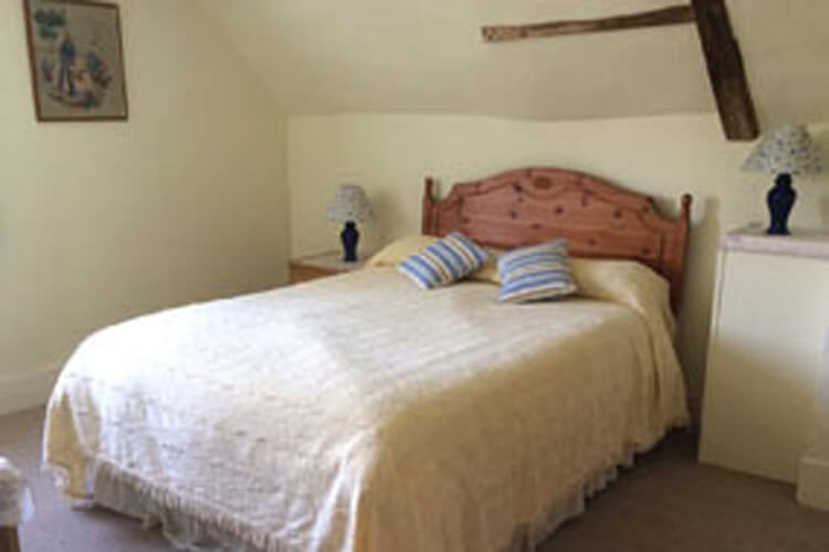 Complyns Bed & Breakfast - Image 2 - UK Tourism Online