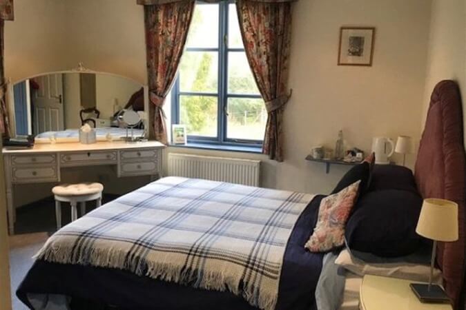 Kingswood Cottage Bed & Breakfast Thumbnail | Lyndhurst - Hampshire | UK Tourism Online