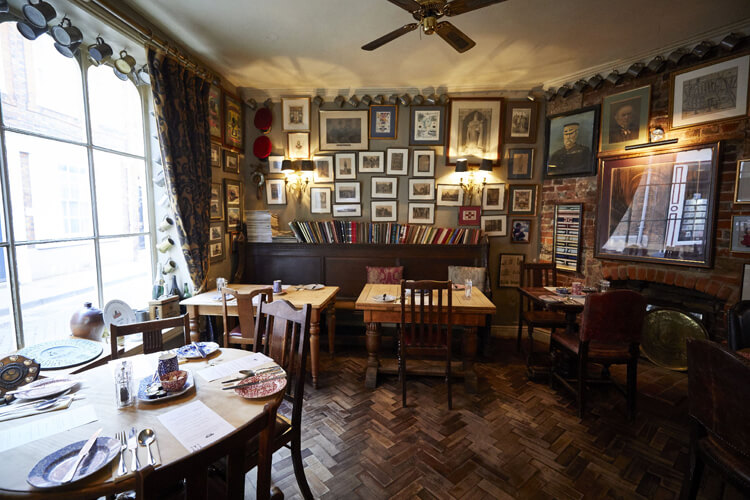 The Wykeham Arms Inn - Image 4 - UK Tourism Online