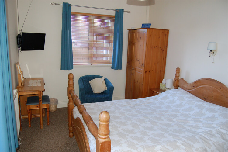 Trevarner Guest House - Image 4 - UK Tourism Online