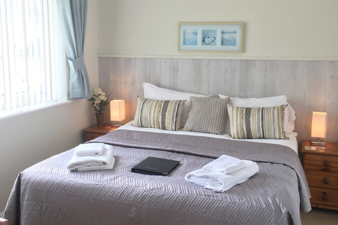 Watersedge Guest House Thumbnail | Lymington - Hampshire | UK Tourism Online