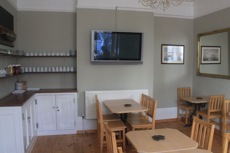 Waverley Park Lodge Guest House - Image 5 - UK Tourism Online
