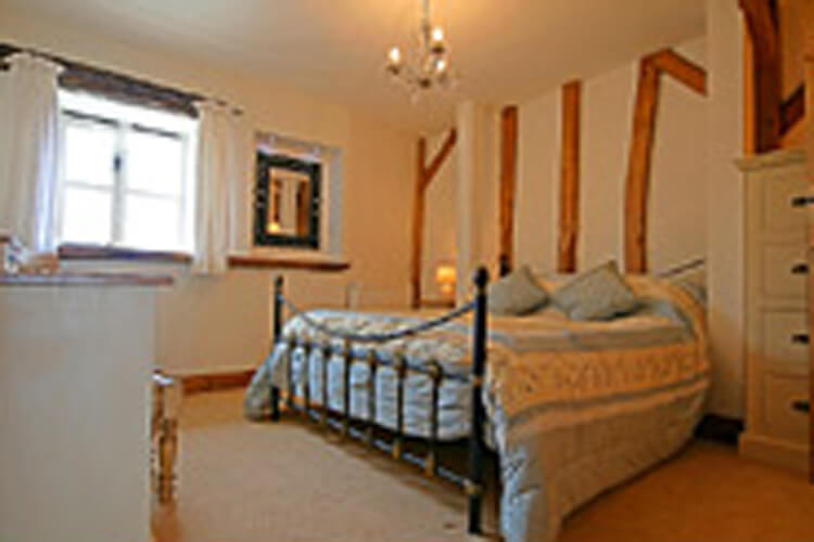 Hill Farm Self Catering - Image 4 - UK Tourism Online