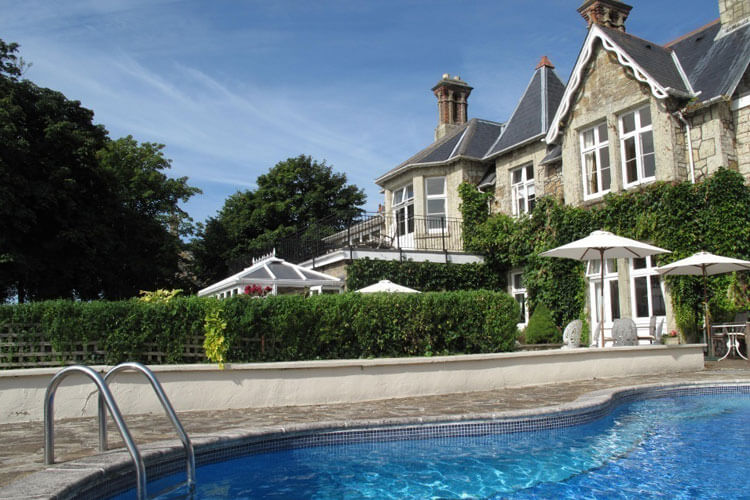 Leconfield Hotel - Image 1 - UK Tourism Online