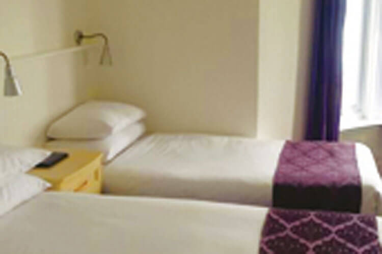 Marina Bay Hotel - Image 5 - UK Tourism Online