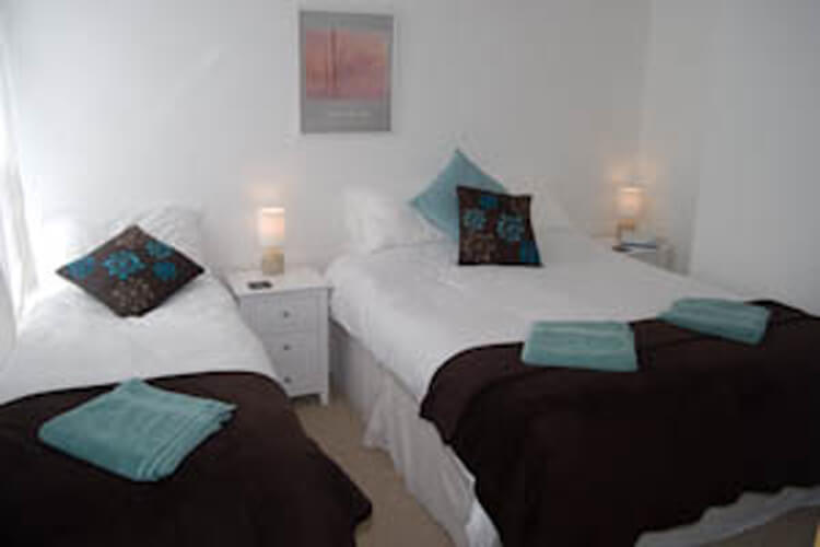 Regatta Cottage - Image 2 - UK Tourism Online