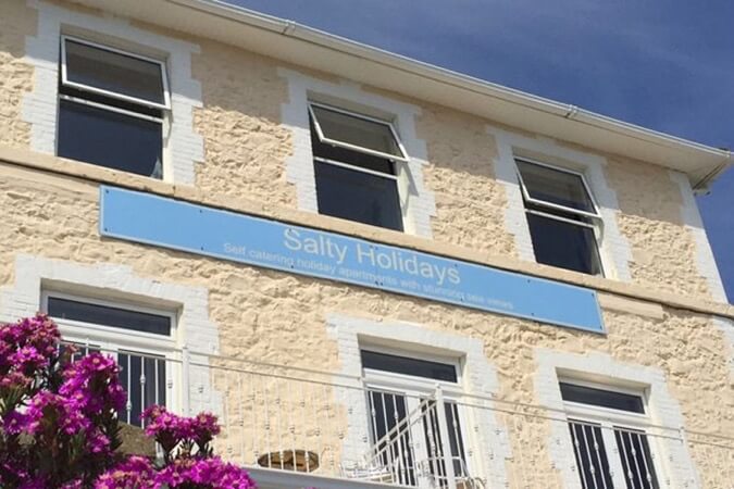 Salty Holidays Thumbnail | Ventnor - Isle of Wight | UK Tourism Online