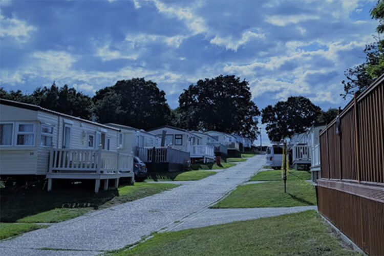 Sunnycott Caravan Park - Image 2 - UK Tourism Online