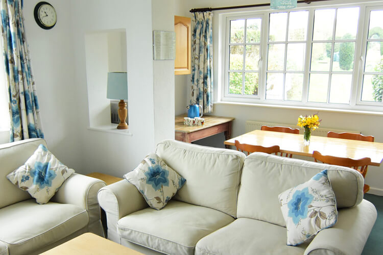 Tollgate Cottages - Image 2 - UK Tourism Online