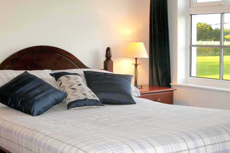 Tollgate Cottages - Image 3 - UK Tourism Online