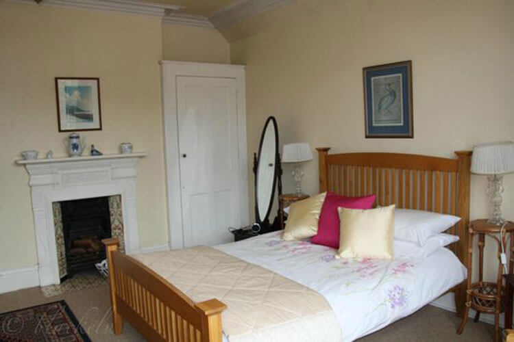 Augustines Bed & Breakfast - Image 1 - UK Tourism Online