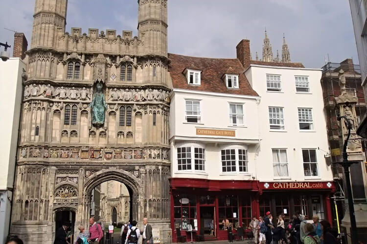 Cathedral Gate Hotel - Image 1 - UK Tourism Online