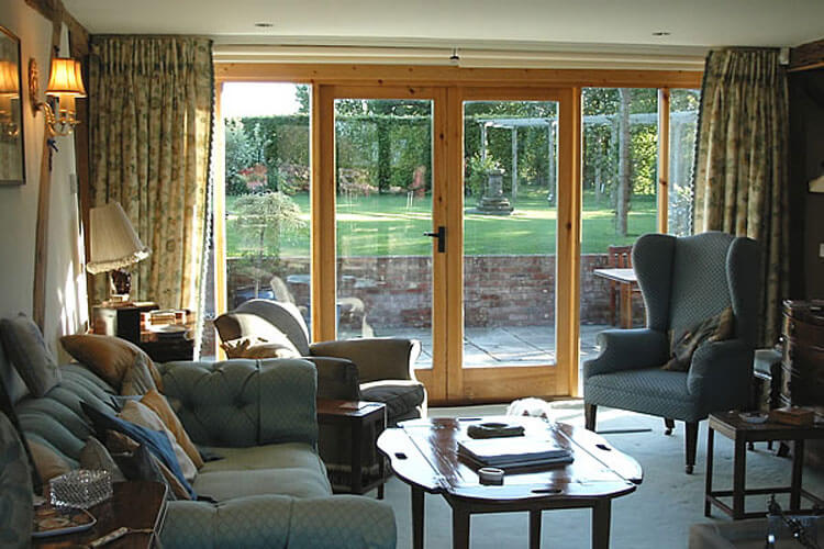 Cloth Hall Oast B&B - Image 3 - UK Tourism Online