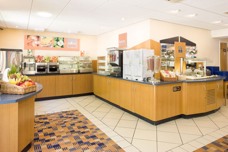 Holiday Inn Express Canterbury - Image 2 - UK Tourism Online