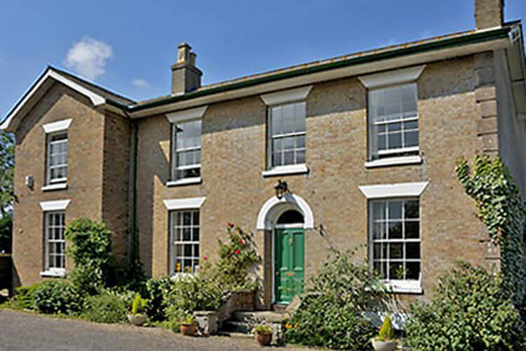 Honeychild Manor Farmhouse - Image 1 - UK Tourism Online
