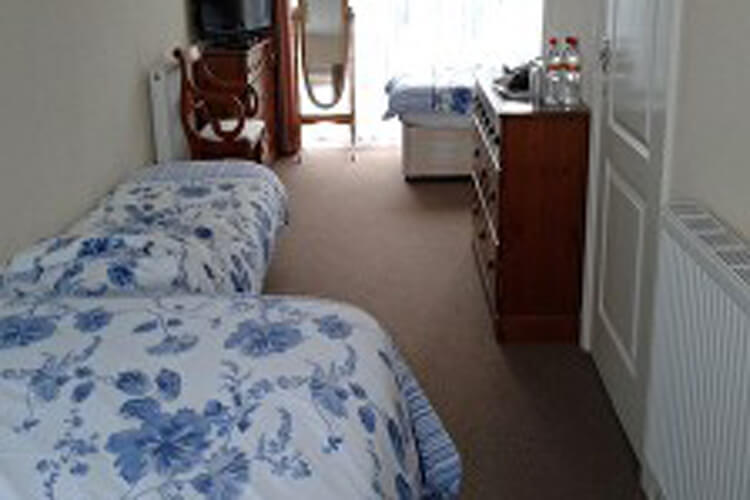 Langmead Guest House - Image 2 - UK Tourism Online