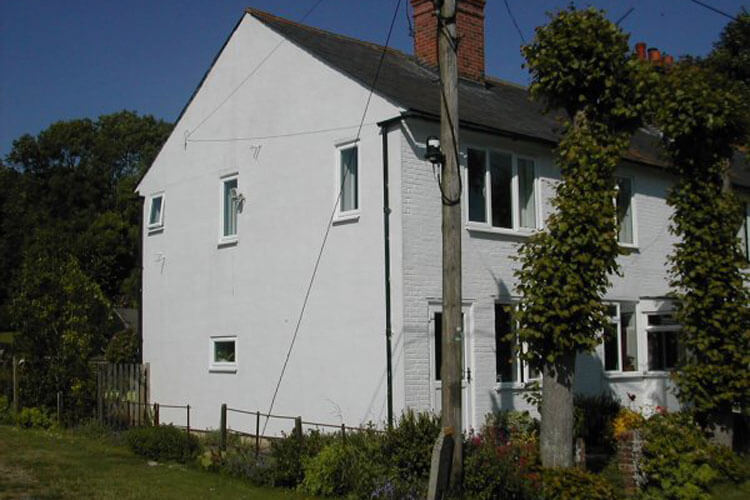 Lime Tree Cottage - Image 1 - UK Tourism Online