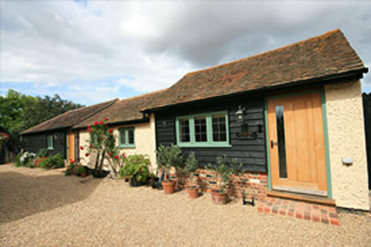 Canterbury Cottages - Image 1 - UK Tourism Online