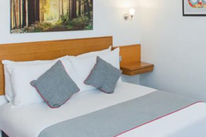 OYO Stade Court Hotel Thumbnail | Hythe - Kent | UK Tourism Online