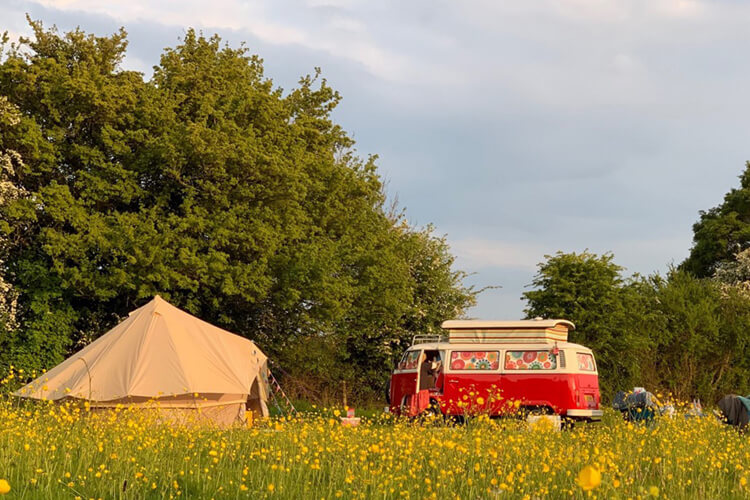 Sunny Field Campsite - Image 3 - UK Tourism Online