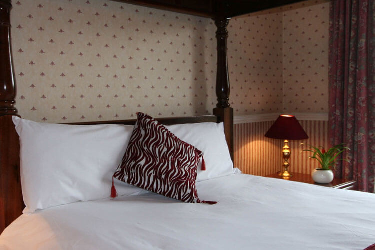 Grange Moor Hotel - Image 2 - UK Tourism Online