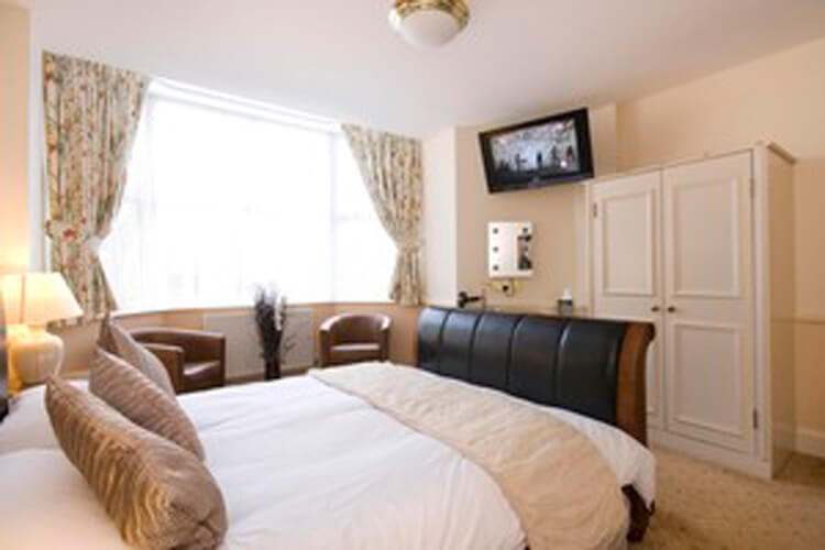 The Pegwell Bay Hotel - Image 1 - UK Tourism Online