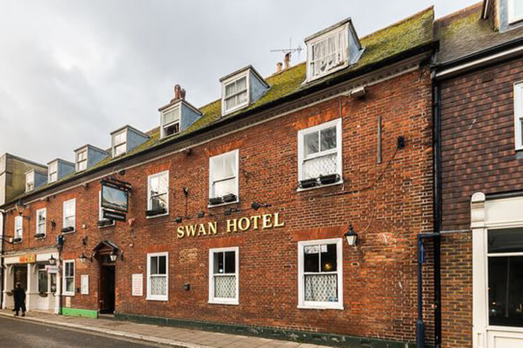 The Swan Hotel - Image 1 - UK Tourism Online