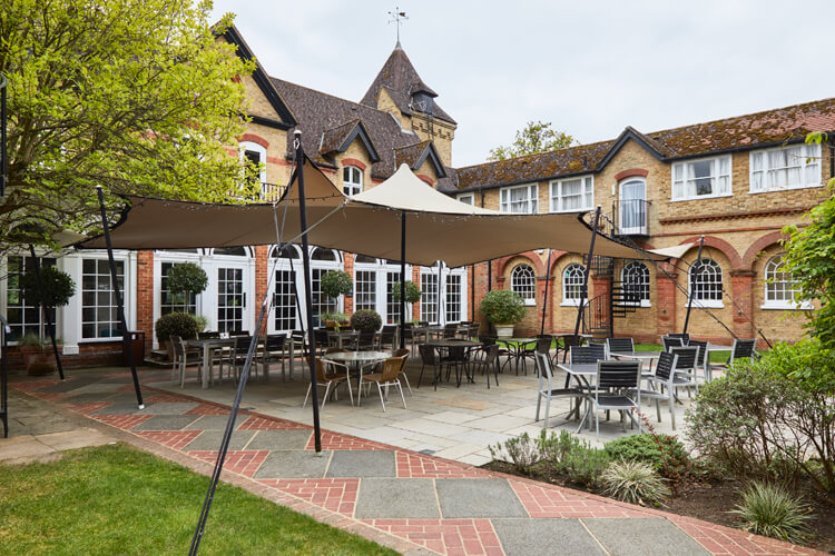 Badgemore Park B&B - Image 1 - UK Tourism Online