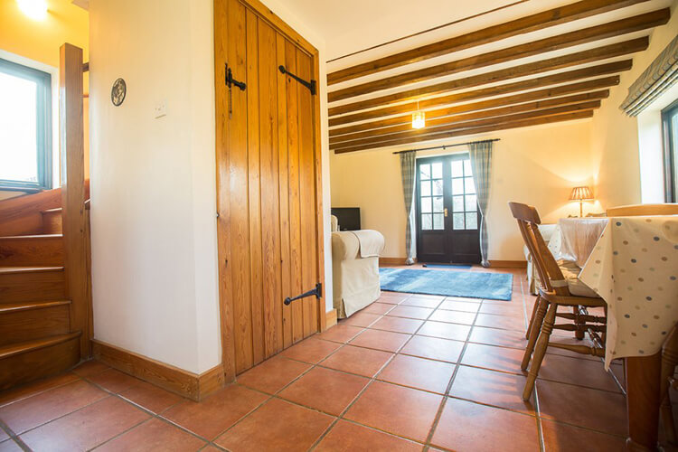 Brook Farm Cottages - Image 4 - UK Tourism Online