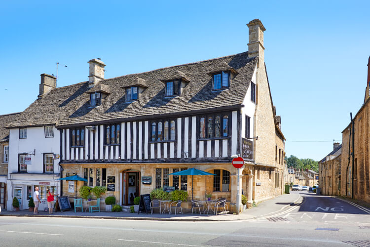 Burford House Hotel - Image 1 - UK Tourism Online