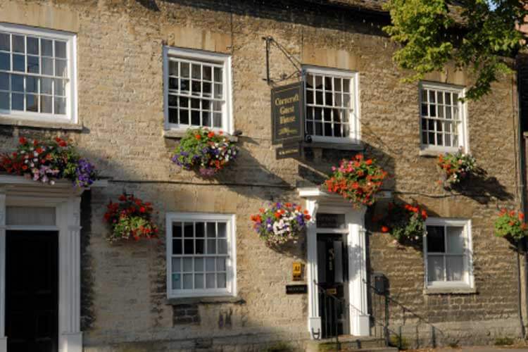 Corncroft Guest House - Image 1 - UK Tourism Online