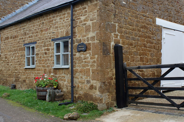 Herrieff's Cottage - Image 1 - UK Tourism Online