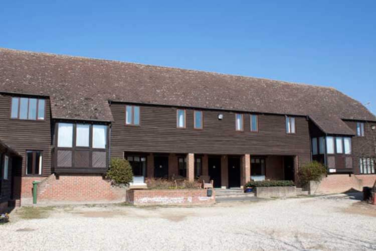 Millbrook House Citadine - Image 1 - UK Tourism Online