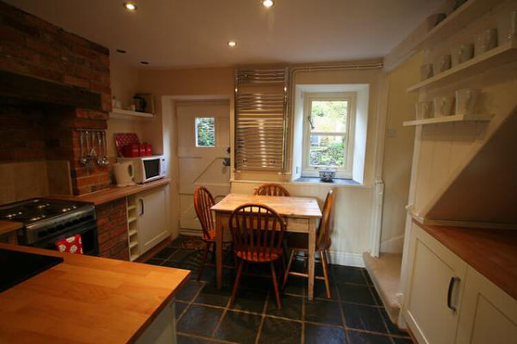 Rose Cottage - Image 4 - UK Tourism Online