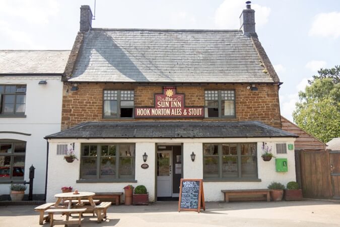 The Sun Inn Thumbnail | Banbury - Oxfordshire | UK Tourism Online