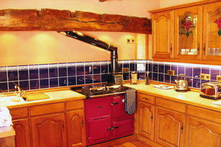 Turpins Lodge Cottage - Image 2 - UK Tourism Online