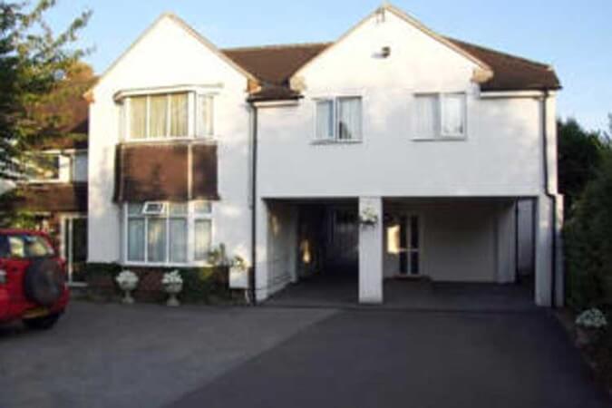 Watts Lodge Bed and Breakfast Thumbnail | Bicester - Oxfordshire | UK Tourism Online