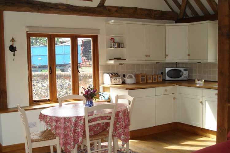 White Pond Farm Self Catering Accommodation - Image 3 - UK Tourism Online