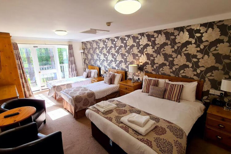 Farnham House Hotel - Image 3 - UK Tourism Online