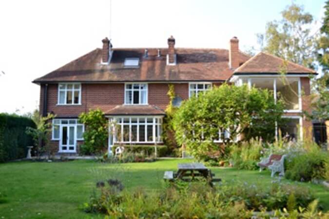 Hatsue Guest House Thumbnail | Camberley - Surrey | UK Tourism Online