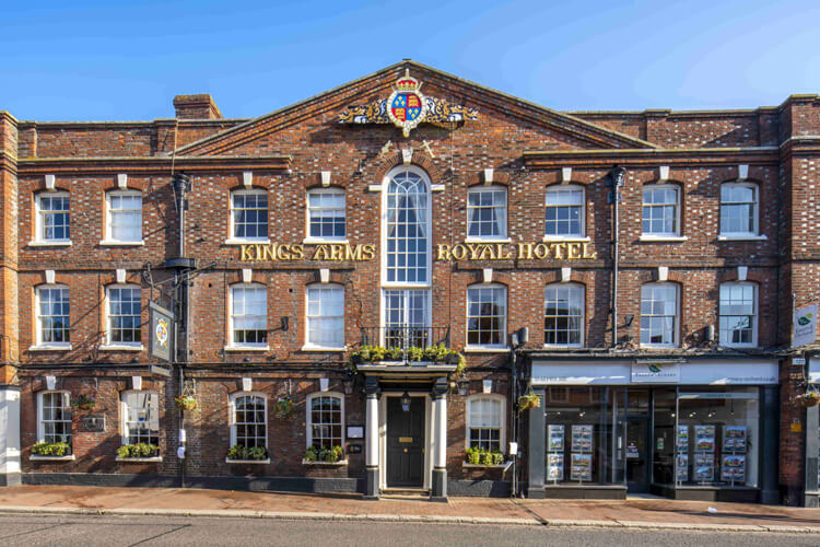 Kings Arms and Royal Hotel - Image 1 - UK Tourism Online