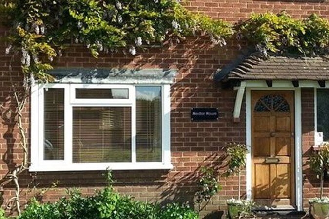 Medlar House Thumbnail | Guildford - Surrey | UK Tourism Online