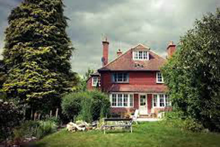 Rosemead Guest House - Image 1 - UK Tourism Online