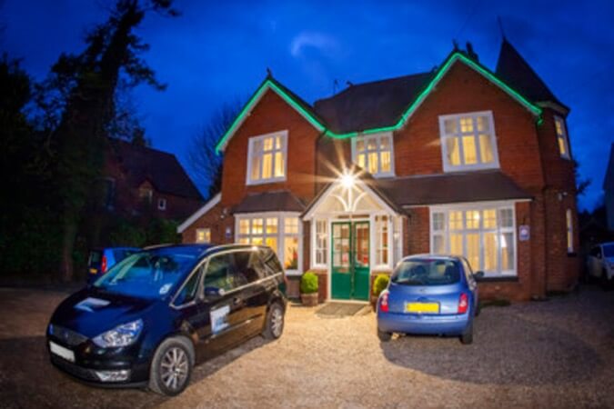 Gatwick Turret Guest House Thumbnail | Horley - Surrey | UK Tourism Online