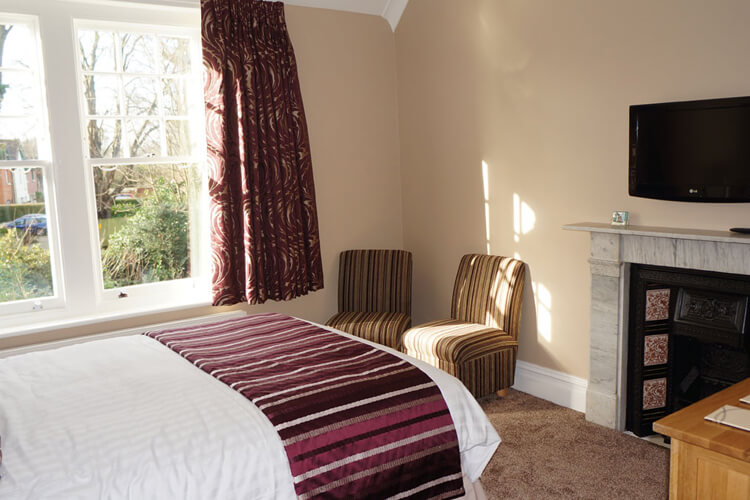 The Lawn Guest House - Image 3 - UK Tourism Online